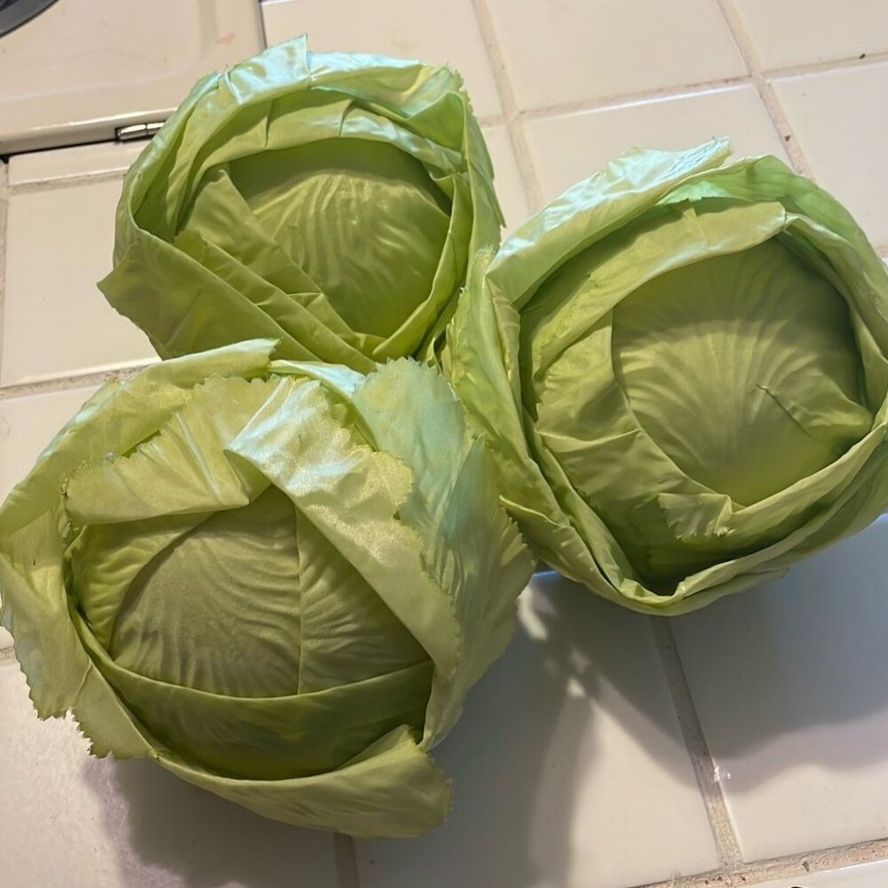 3 Realistic Artificial Heads of Fake Lettuce